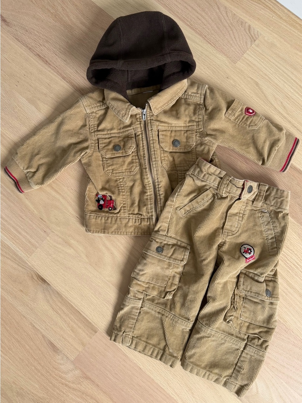 Vintage 12 month Carter’s North Pole Express baby corduroy cargo outfit set